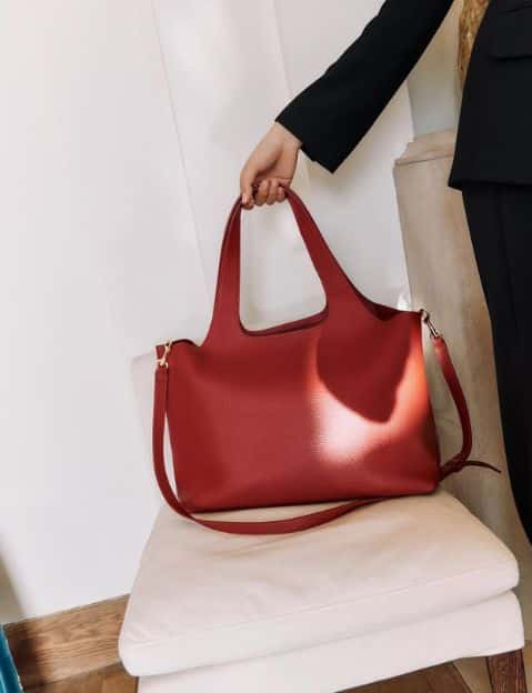 cuyana: 12 Purses & Handbags that are Chic, Stylish, and Planet Friendly